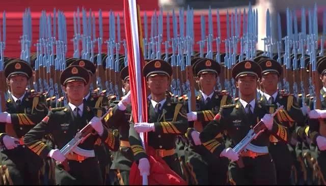 燃爆了！主席沙場點兵，這些事兒一定講給孩子聽！