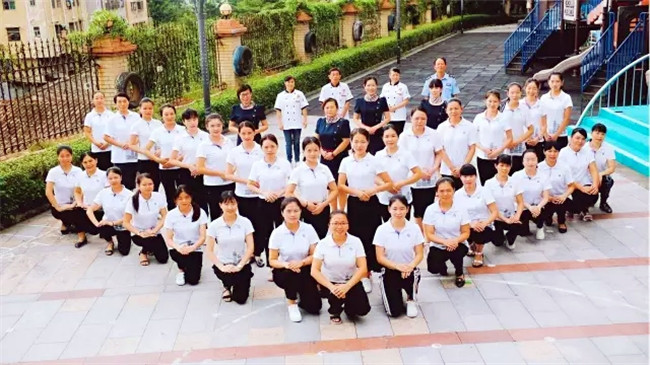 春風十里不如你，共譜遠恒佳協(xié)奏曲——碧水龍庭幼兒園教師節(jié)慶祝活動