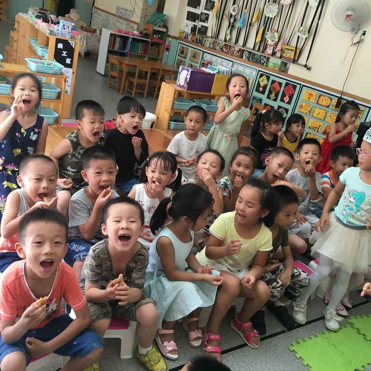 濃濃中秋情，歡樂迎國慶