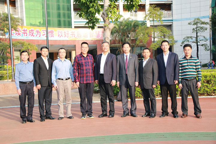 北京語言大學(xué)領(lǐng)導(dǎo)專家來集團(tuán)考察， 攜手共進(jìn)，創(chuàng)辦一流的高端國際教育 