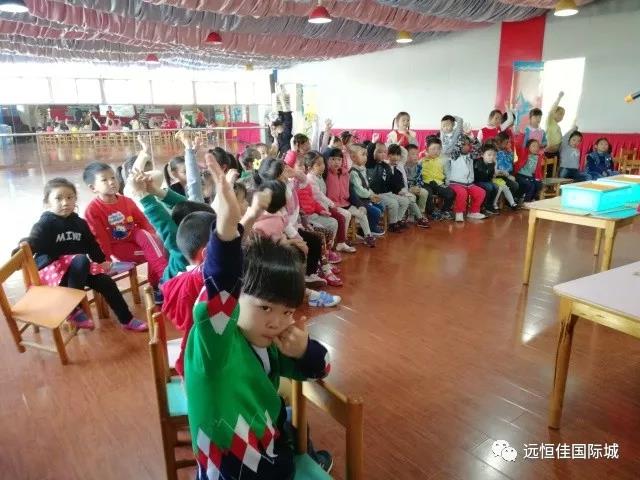 媽咪，這是我玩過最好玩的沙子……