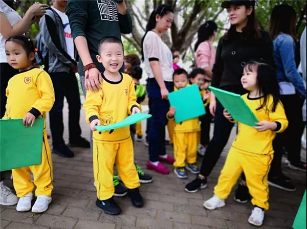 小班組社會實踐系列活動——嗨！你好！