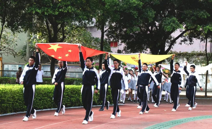 師生九月收獲滿滿，升旗儀式集體表彰