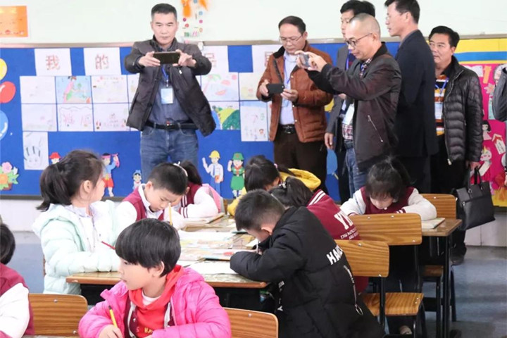 湛江遂溪小學(xué)校長督學(xué)高級研修班考察團(tuán)來校考察學(xué)習(xí)