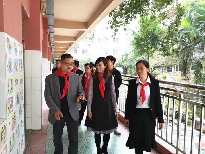 我校在“市少先隊(duì)規(guī)范化學(xué)校創(chuàng)建”督導(dǎo)檢查中獲好評